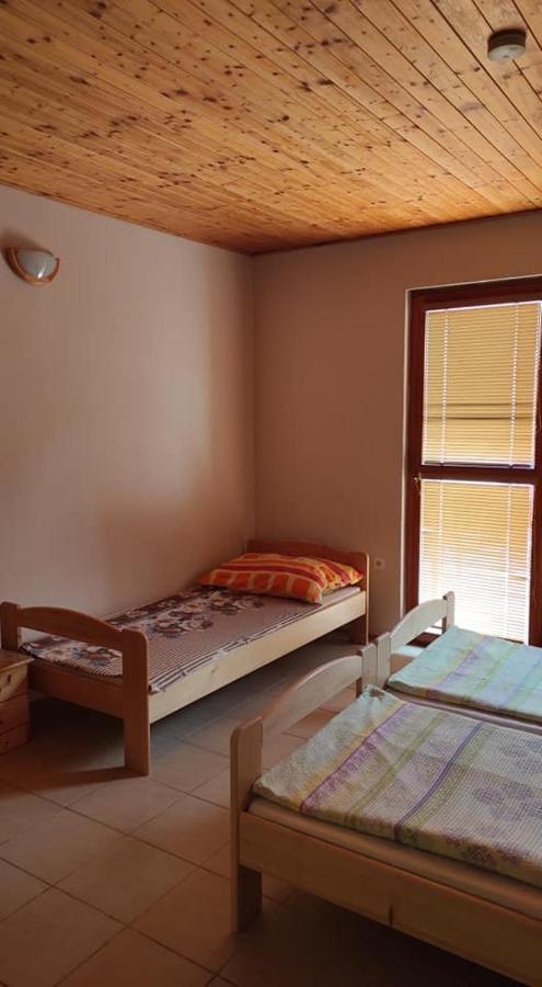 Lesni Restaurace Harrachovka Hotel Tabor Ngoại thất bức ảnh