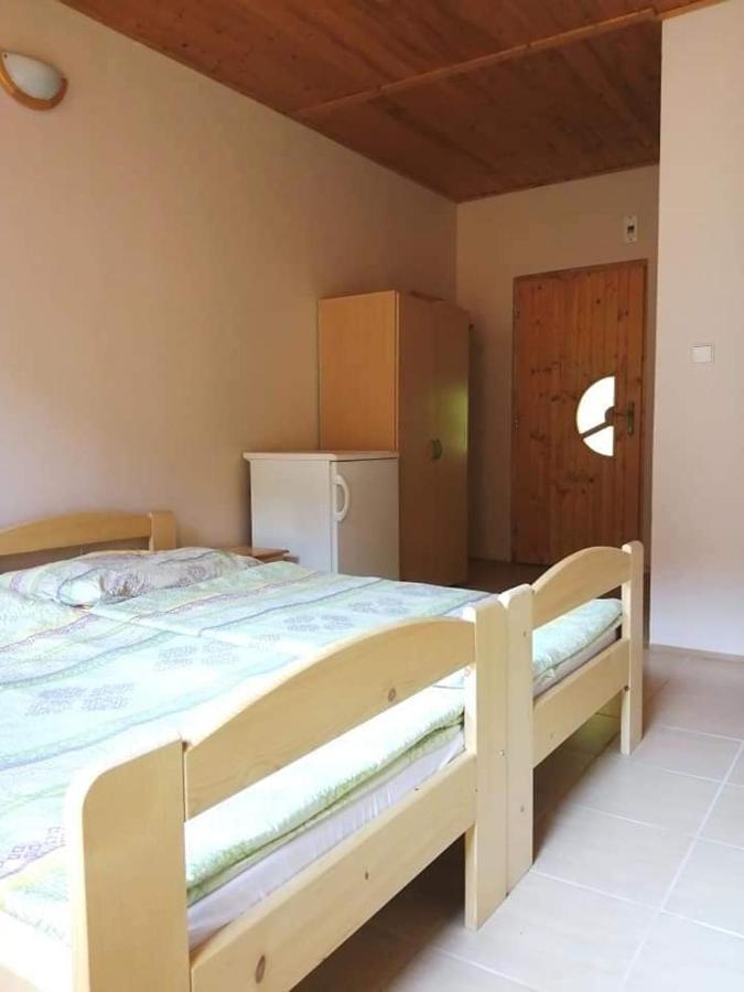 Lesni Restaurace Harrachovka Hotel Tabor Ngoại thất bức ảnh